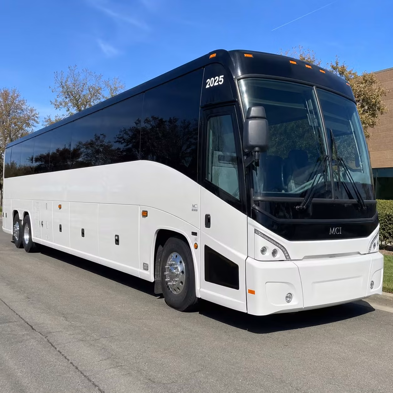 shuttle your team between waco hotels and the convention center without the headache